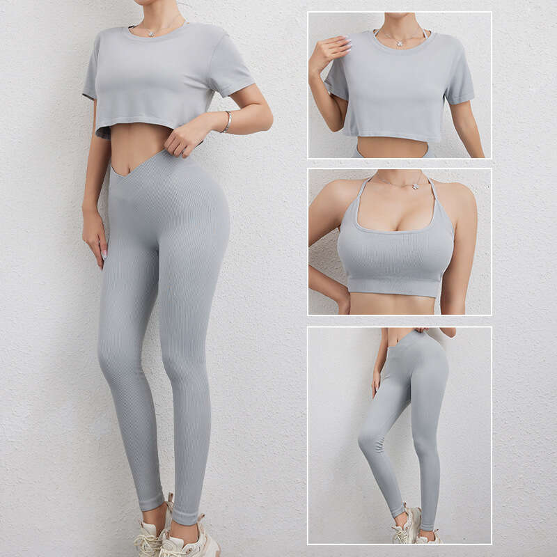 Seamless thread Y bra loose short sleeved pants yoga suit women's professional running sports three piece set