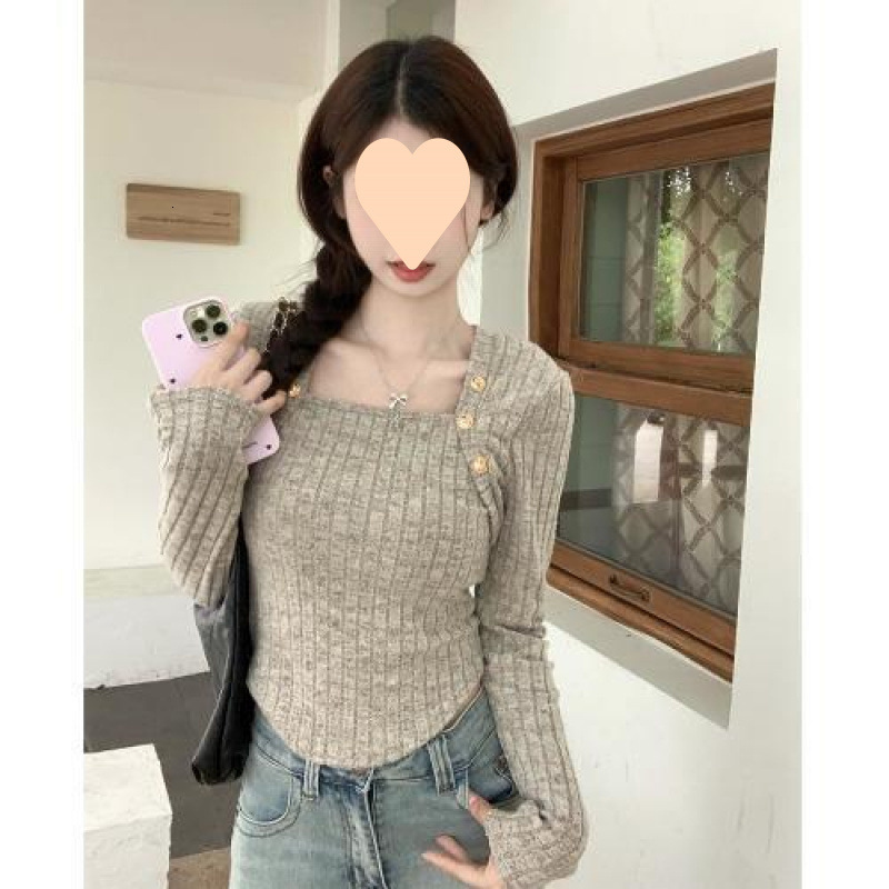 Winter new French square collar long sleeved women's knitted sweater high-end slim fit short fashion top designer sweater