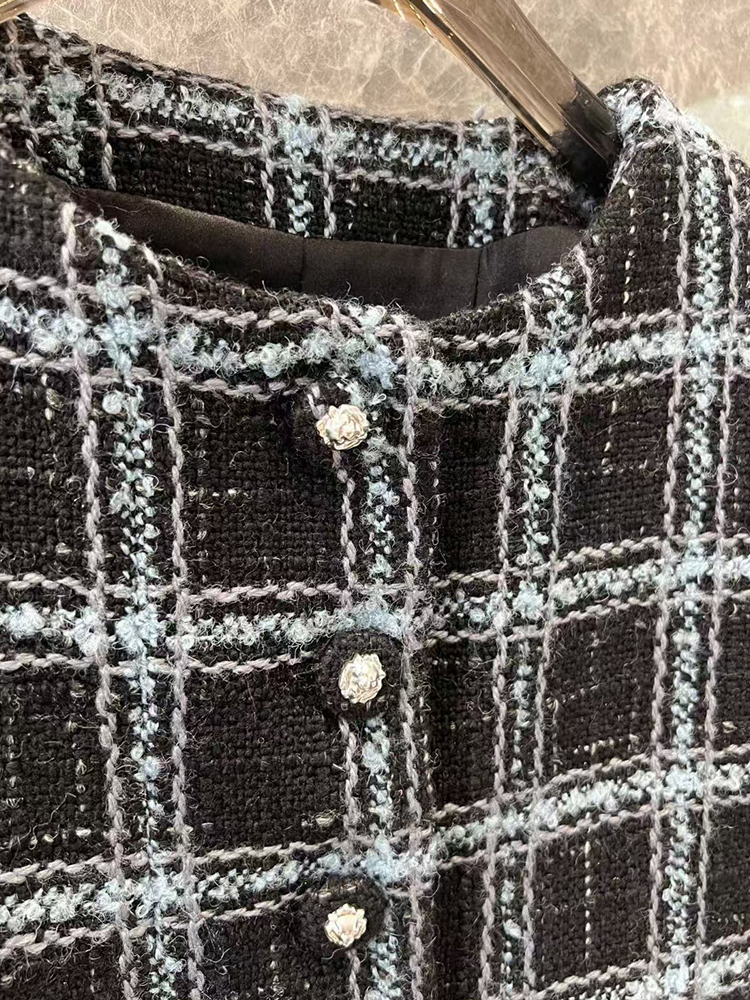 Vintage Woven Soft Tweed Wool Plaid Round Neck Short Coat 2024 Fall Women's New Fashion All-Match Silk Ing Jacket