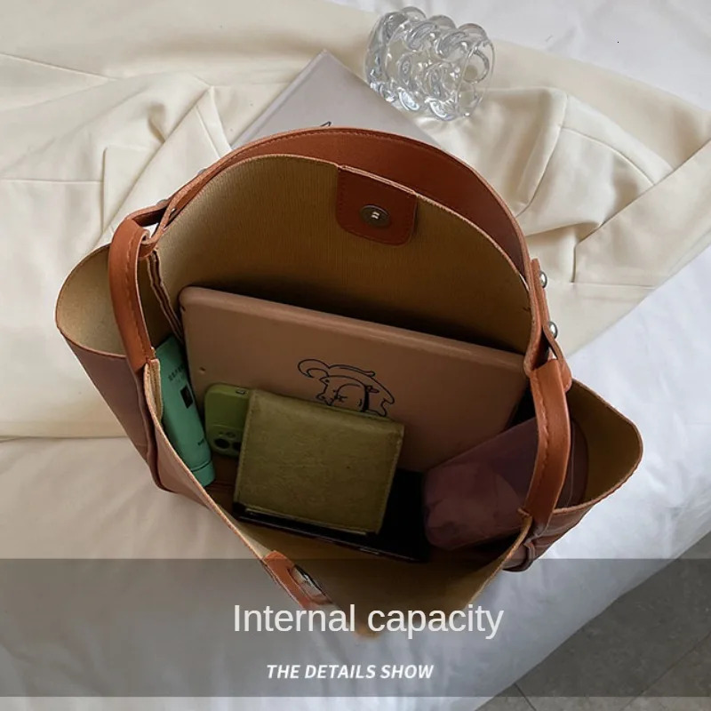 2024 New Women Large Capacity Female's Leather Handbags Famous Brand Shoulder Shopping And Travel Bags