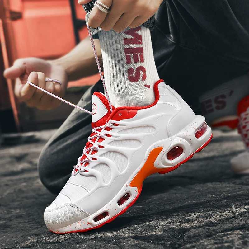 Designer Footwear Luxury Shoes Mens Air Cushion Running Sneakers Fitness Antiskid Jogging Trainers Top Grade Athletic TennisC250214
