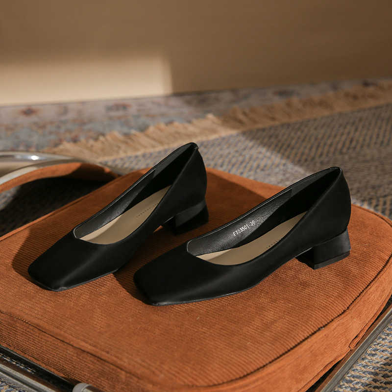 famous square toe womens shoes thick heel high heels simple temperament womens shoes mid heel work shoes