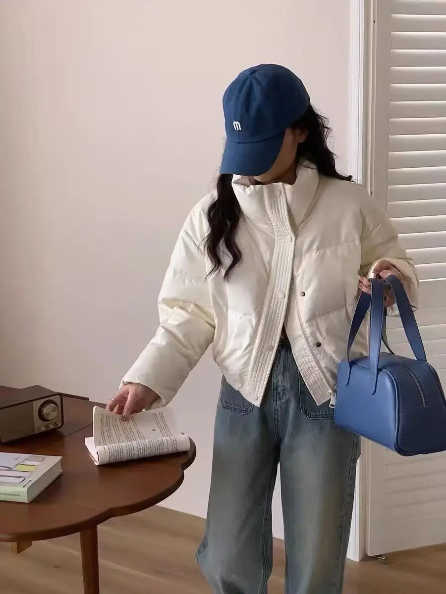 Winter Warm Short Parka Y2K Fashion Pu Leather Crop Puffer Jacket Female Loose Streetwear Zipper Long Sleeve Down Coats 241125