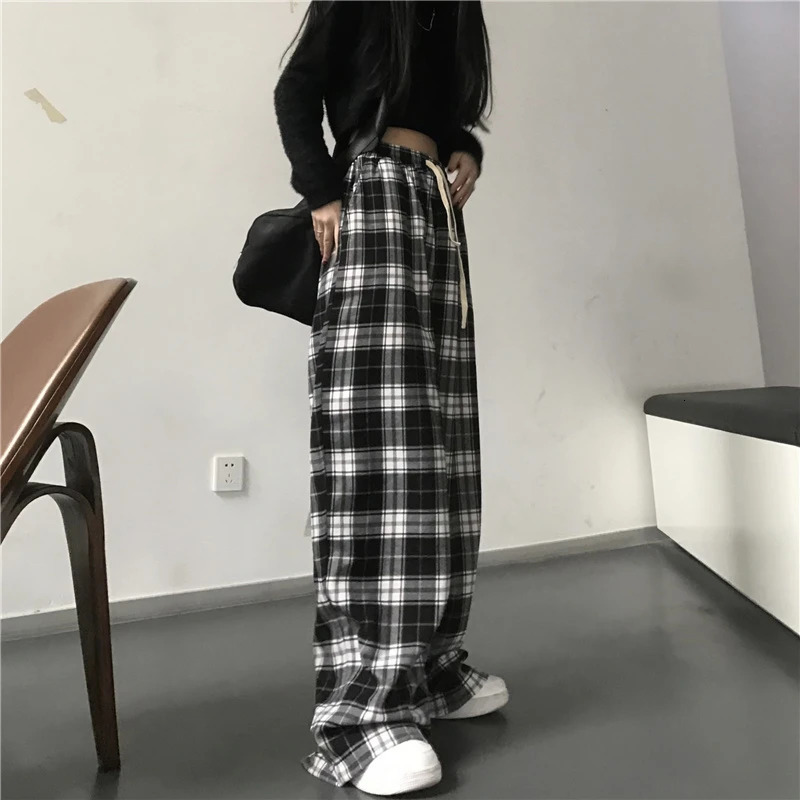 Oversize Women Sweatpants Fashion Black Plaid Casual Pants Baggy Elastic Waist Pockets Student Unisex Hip Hop Loose Trousers 241121Z