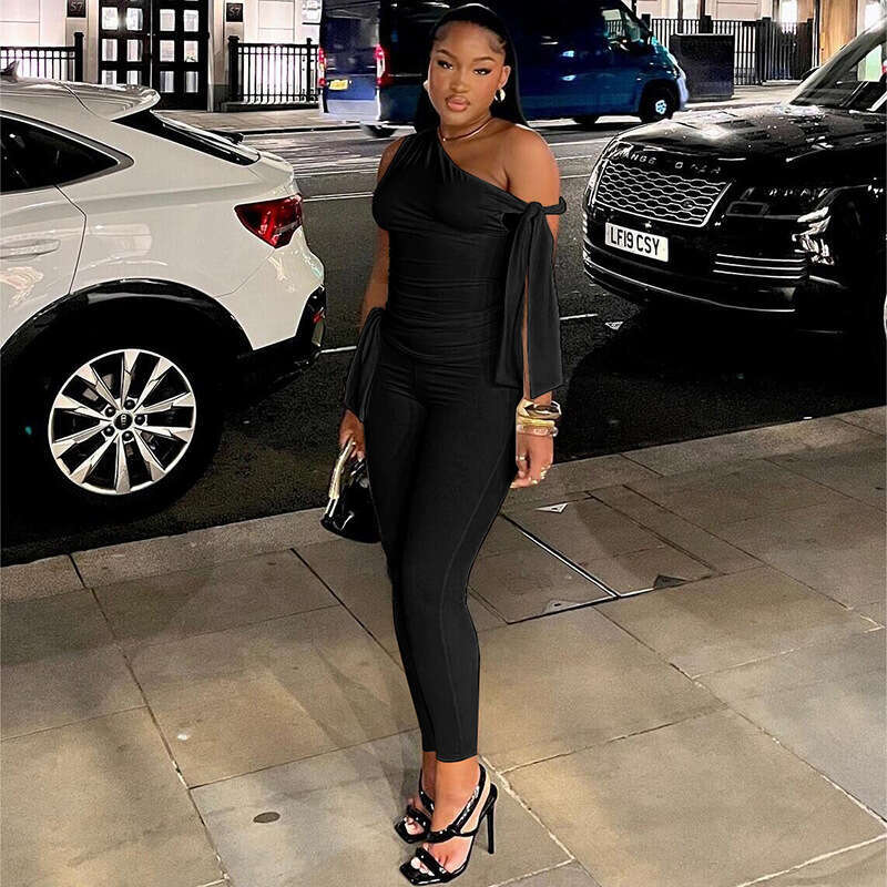 Wind 2024 Summer New Women's Strap Single Shoulder Sleeve T-shirt High Waist Bag Hip Casual Pants Set for Women