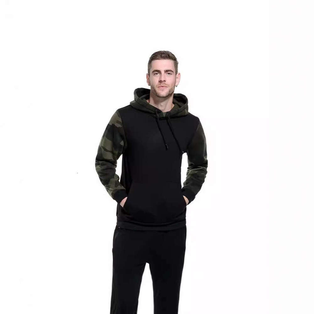 Sweatshirt men, autumn and winter color blocked top, American retro trend camouflage hooded sweatshirt for men