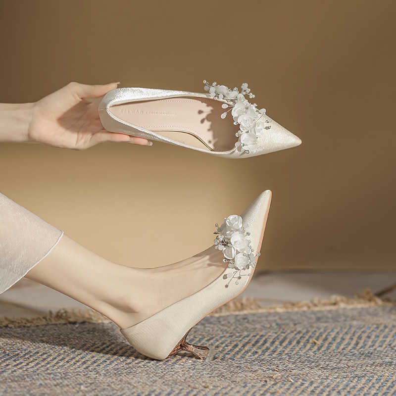 Elegant and Sexy Womens High Heels Single Shoes White Wedding Banquet Design Minimalist 6CM3CM