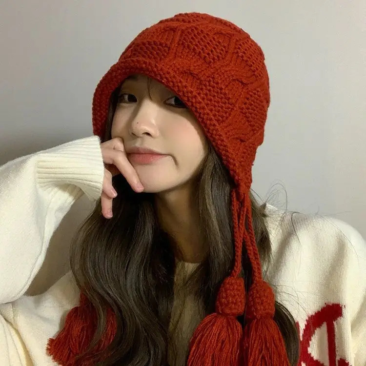 Winter Ear Protection Hat Women Fashion Tassels Handmade Knitted Cute Red Black Color Wool Beanie Outdoor Skull Cap 241125