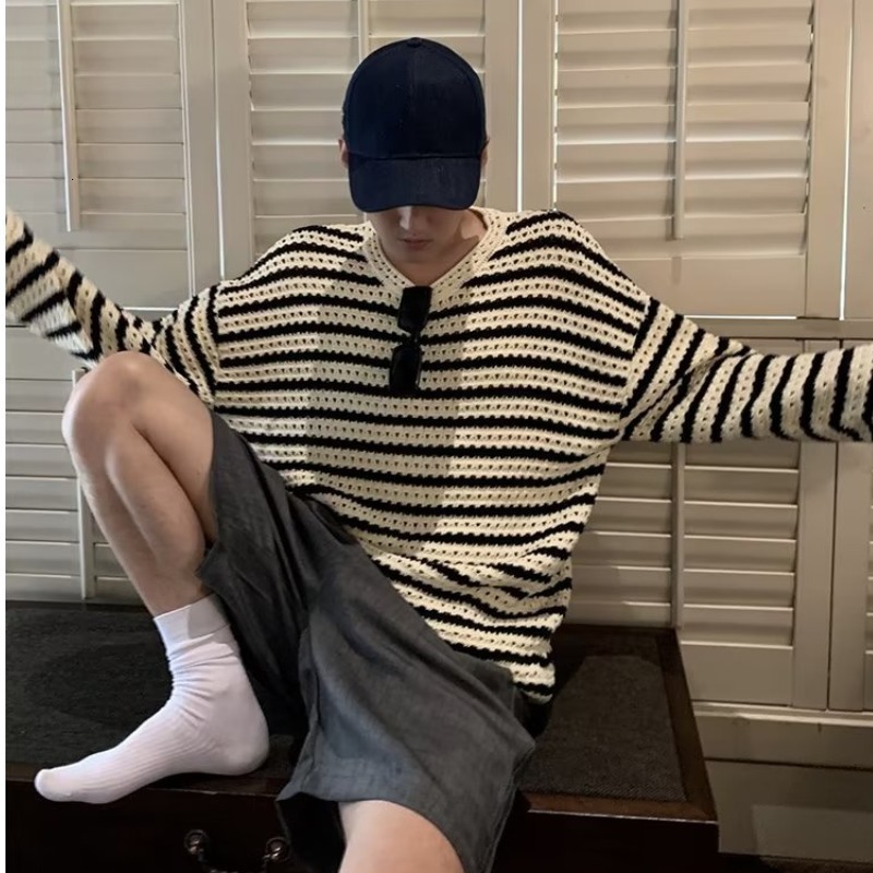 Autumn new lazy style round neck pullover long sleeved knitted men's striped hollow out handsome sweater bottom designer trendy hoodie