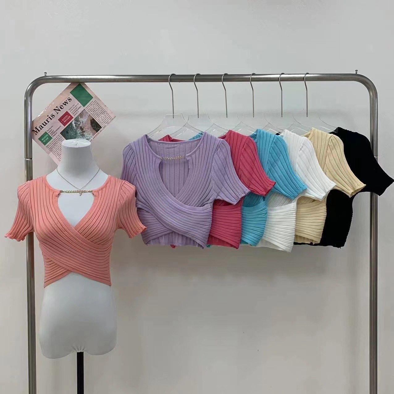 New V-neck cross white knitted sweater for women, spring new design, spicy girl short sleeved unique and chic designer top