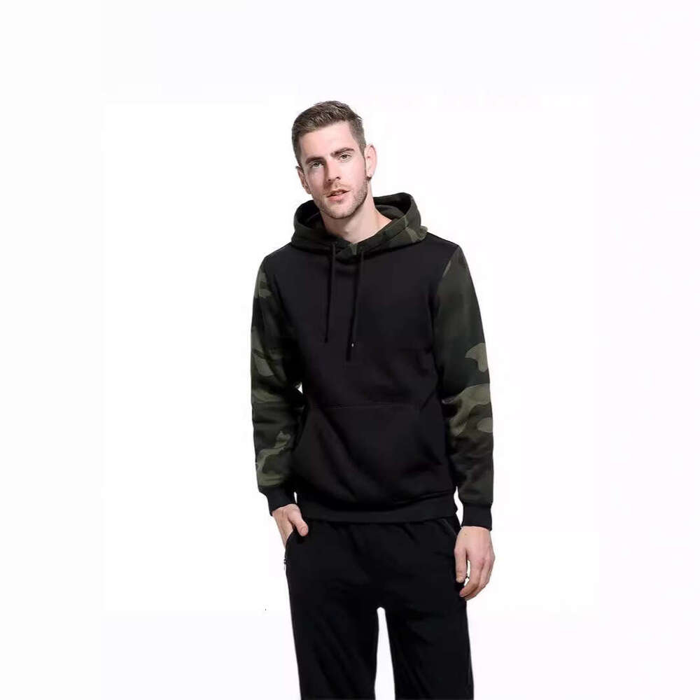 Sweatshirt men, autumn and winter color blocked top, American retro trend camouflage hooded sweatshirt for men