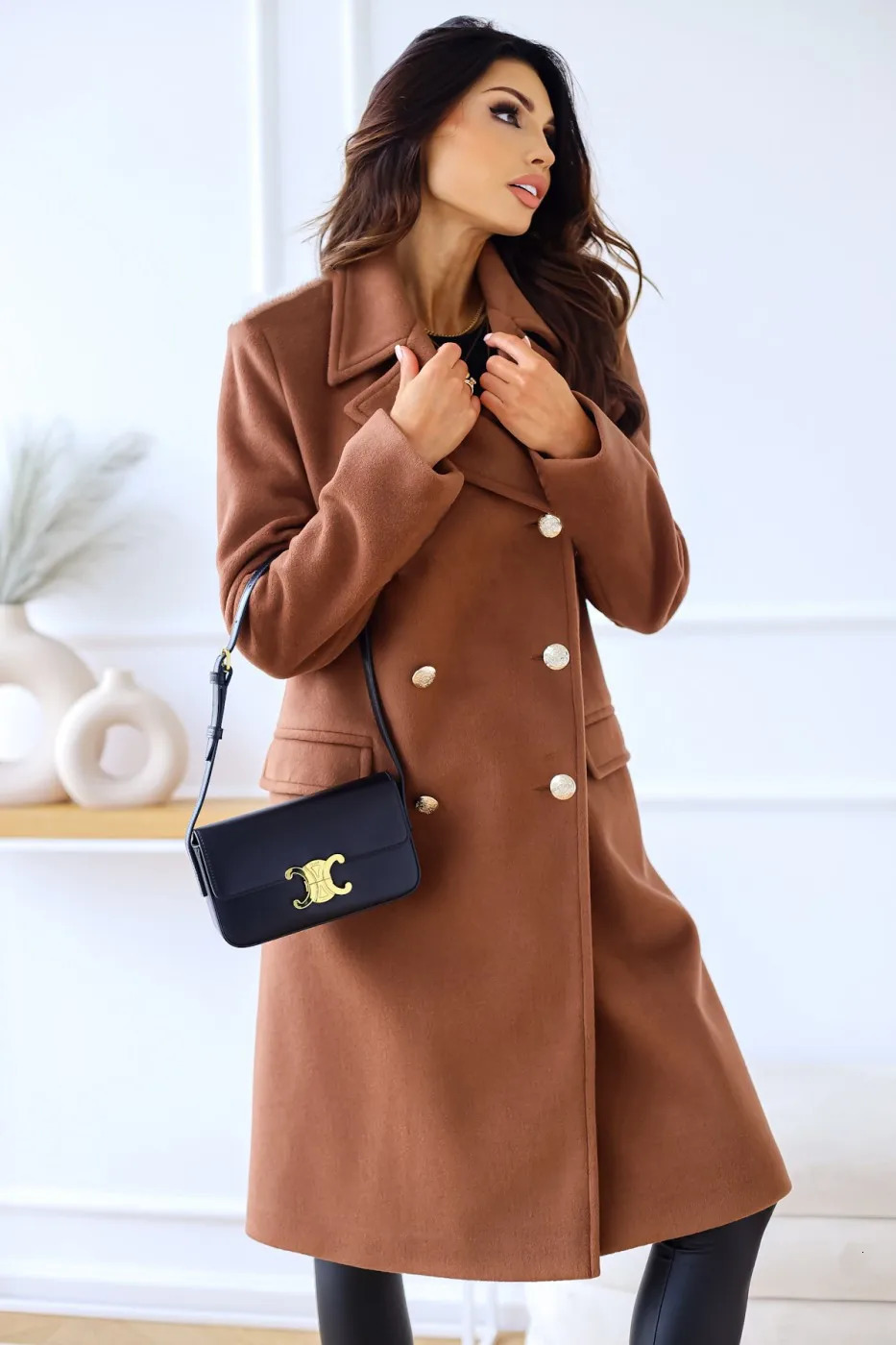 Suit woolen coat senior sense 2024 autumn and winter doublebreasted shoulder slimming Korean version of 241121