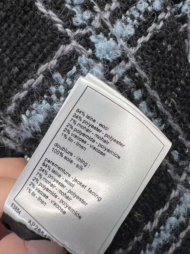 Vintage Woven Soft Tweed Wool Plaid Round Neck Short Coat 2024 Fall Women's New Fashion All-Match Silk Ing Jacket