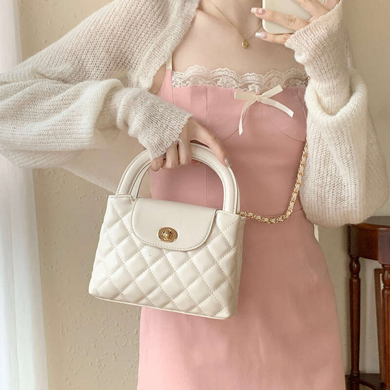 women Shoulder bag Chain for Women's Korean Edition Simple and Fashionable Handheld with High Quality Single Shoulder Crossbody Bag Tide