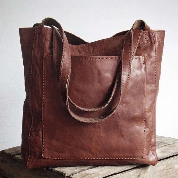Pocket Women's Soft Handheld Single Shoulder Retro Oil Wax Leather Large Capacity Fashion New Tote Bag