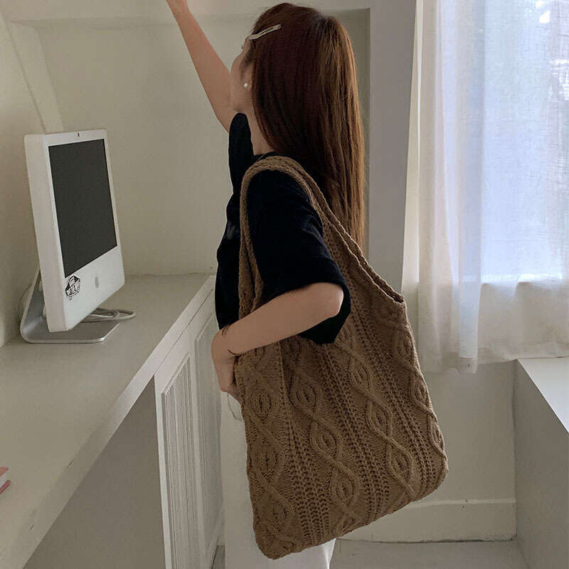 Vintage Handmade Woolen Knitted Tote Versatile Shoulder Bag Women's Handbag Shopping Bags B1