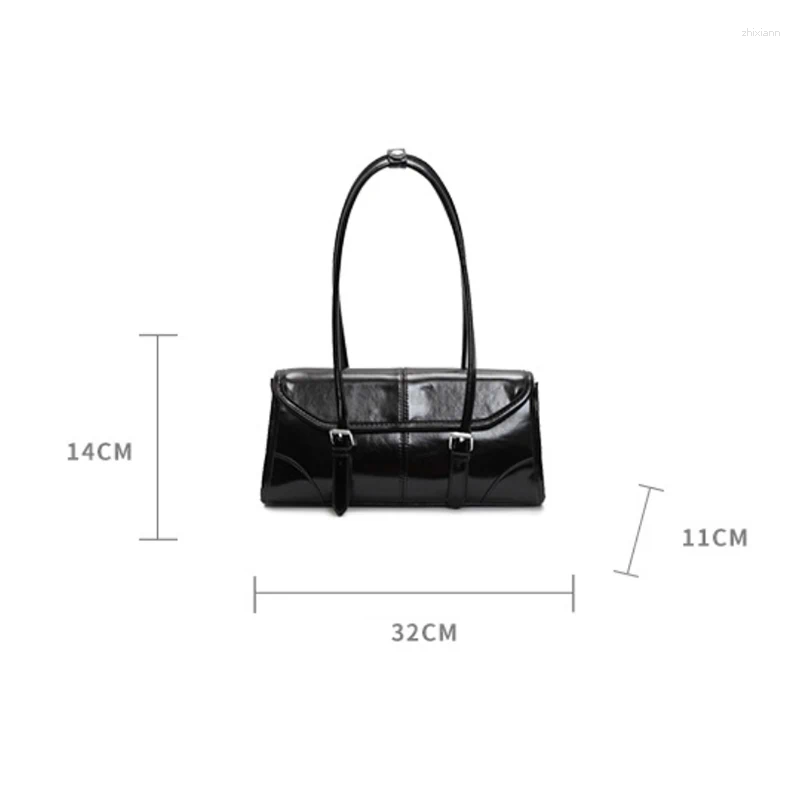 2025 NEW Totes Autumn Winter Shoulder Underarm Bag For Women Retro Pocket Decoration Fashion French Small Hand Baguette Handbags zhanyishengli