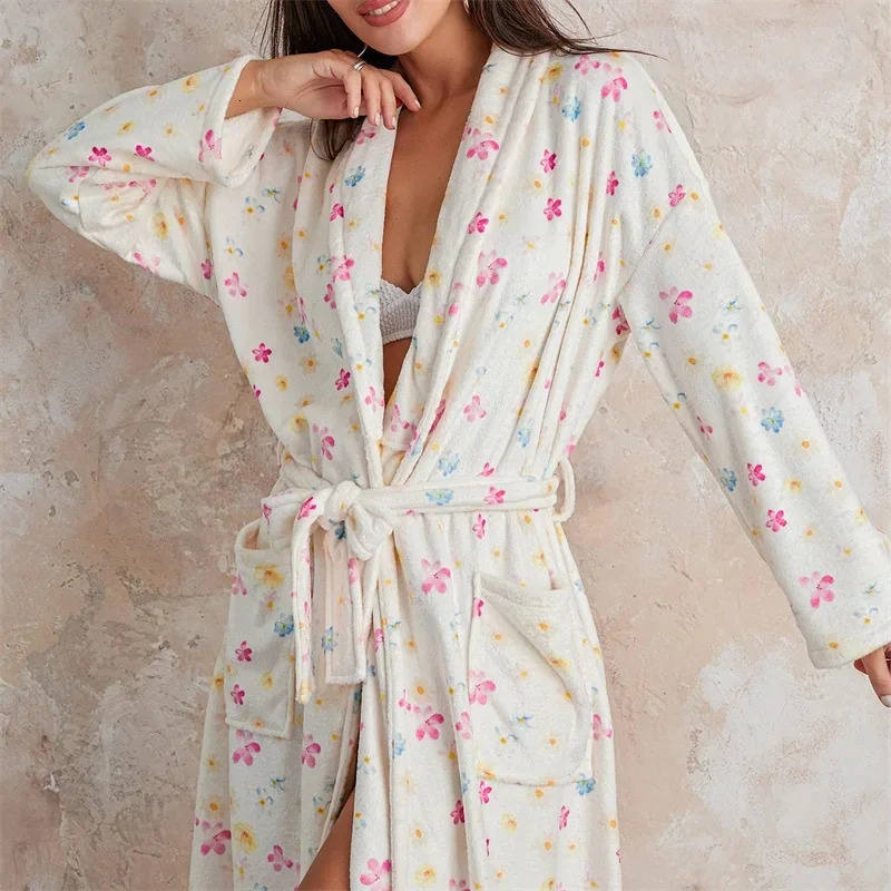 Women Flannel Robe Home Sleepwear Floral Print Shawl Collar Bathrobe Kimono Robe with Belt Winter Warm Pajamas Clothes 241202