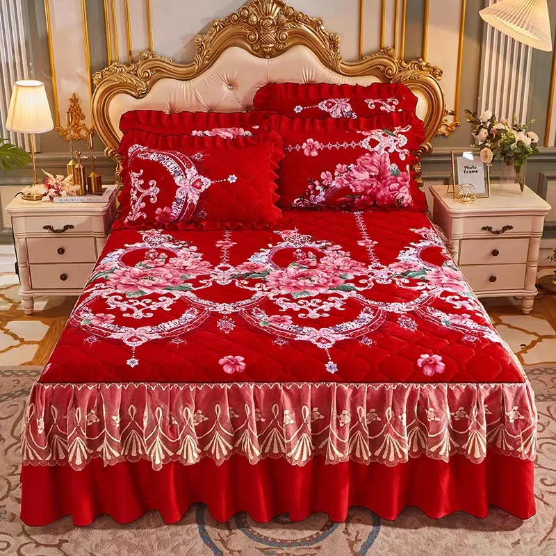 3pcs Set Coral Fleece Quilted Bedspread Printed Soft Velvet Bed Skirt Warm Plush Velvet Wedding Bed Sheet with 2pcs Pillowcase 60