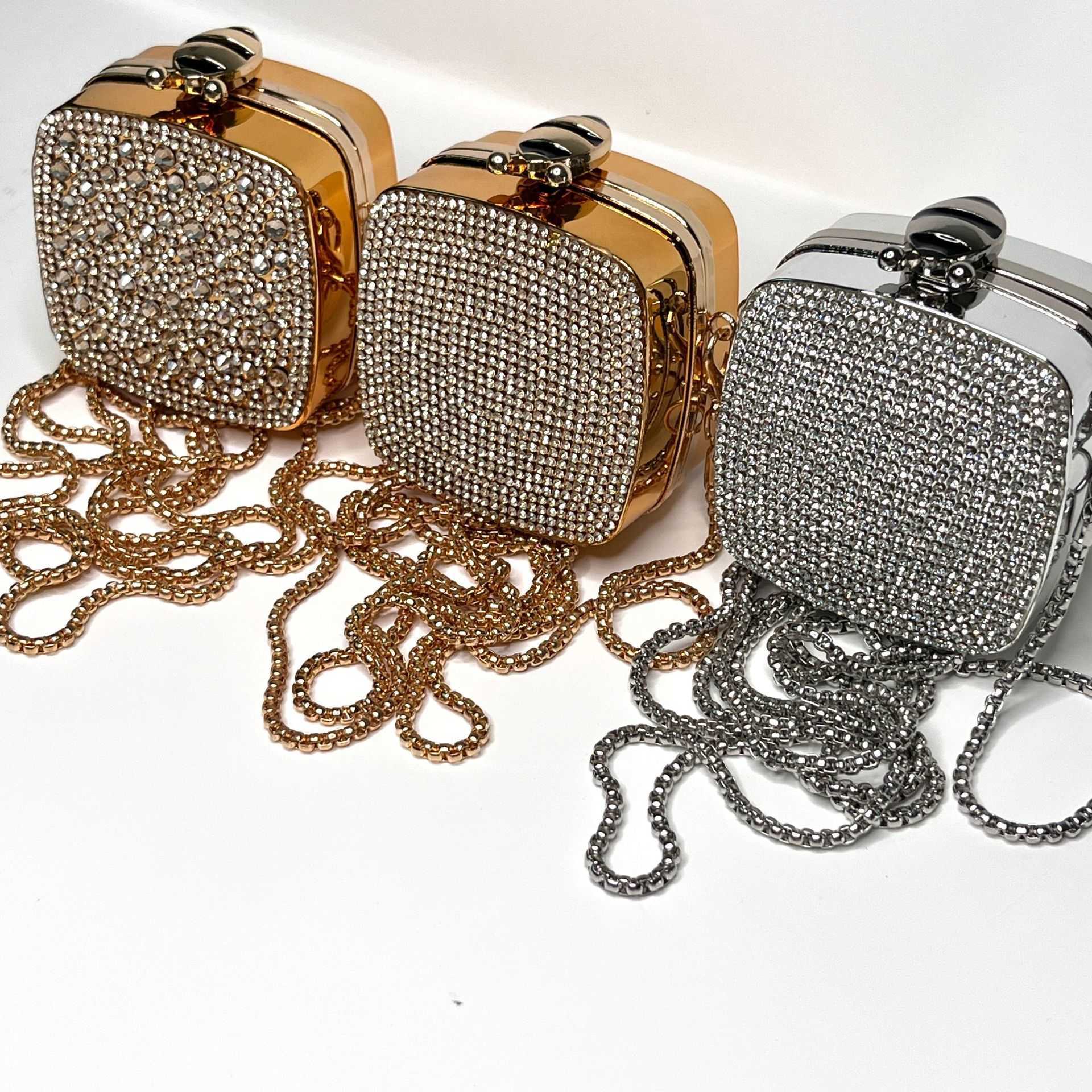 Personalized Mini Full Diamond Acrylic Round Cake Small Bag Fashionable and Versatile Diagonal Cross Accessories Trend 241202