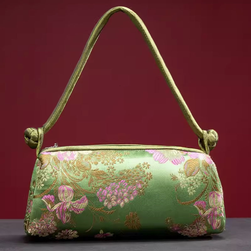 New Silk Embroidered 2024 Fashion Matching Bride Women Handbag Clutch Bag