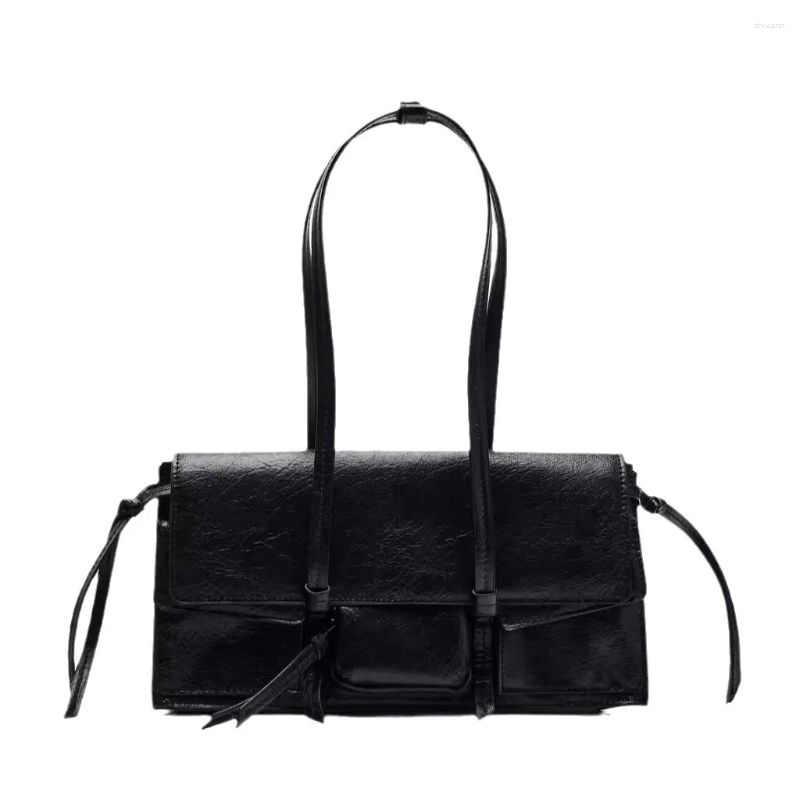 2025 NEW Totes Autumn Winter Shoulder Underarm Bag For Women Retro Pocket Decoration Fashion French Small Hand Baguette Handbags zhanyishengli