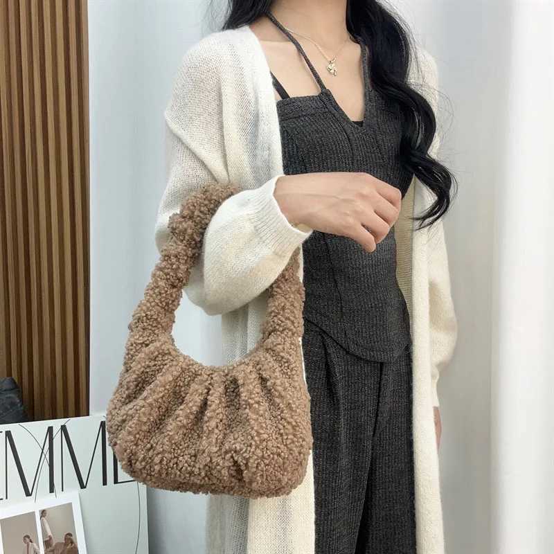 Cloud Pleated Handle Bags for Women faux fur Bags Leisure Armpit Bag Shopping Shoulder Bags Dumpling Handbag Female