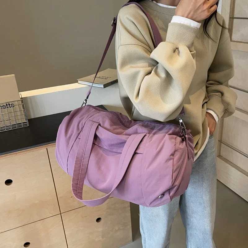 Solid Color Simple Nylon Travel Bag Large Capacity Zipper Casual Handbag Fashion Shoulder Bag 2024 Hot Sale Bags for Women Bolsa
