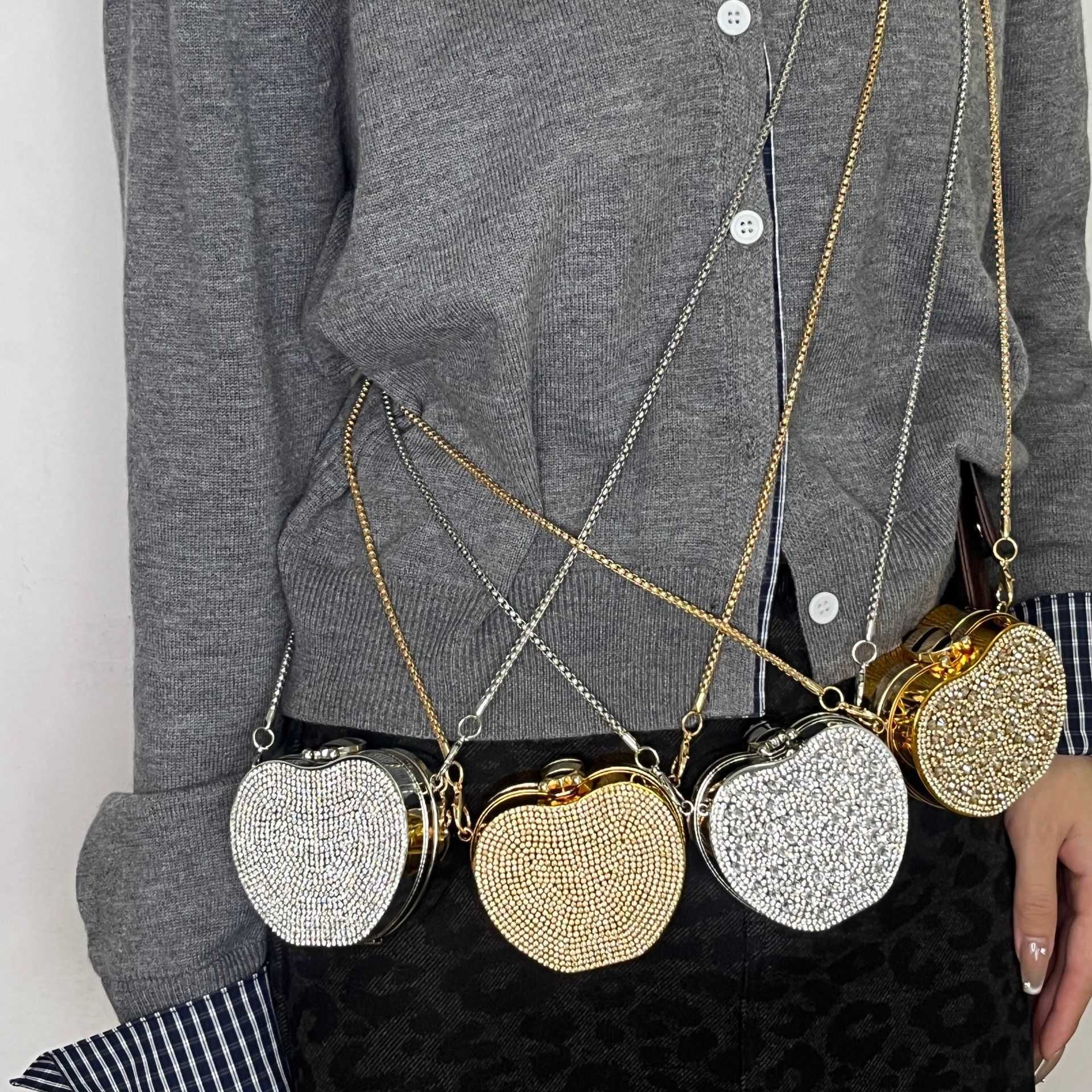 Personalized Mini Full Diamond Acrylic Round Cake Small Bag Fashionable and Versatile Diagonal Cross Accessories Trend 241202