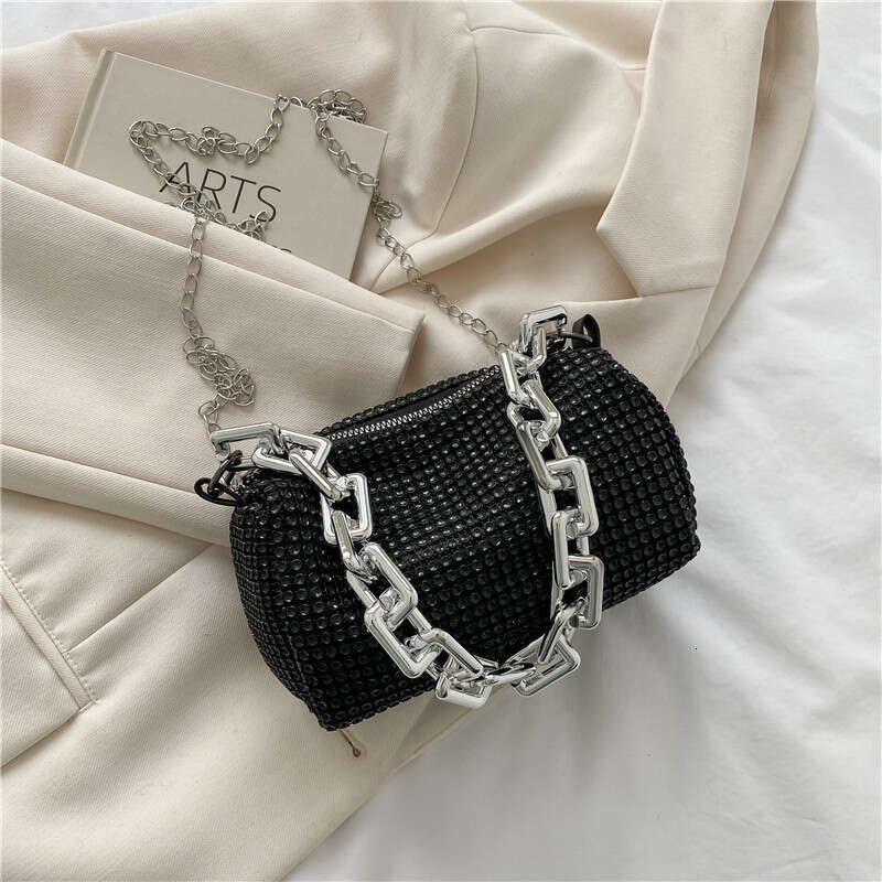 Spring And Summer Women's New Trend Color Dia Pillow Chain Strap Shoulder Personalized Crossbody Bag B1