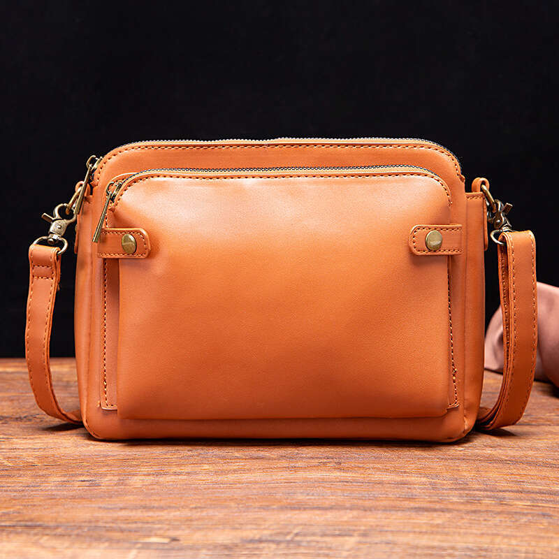 European And American Retro Three-Layer Leather Crossbody Bags B2