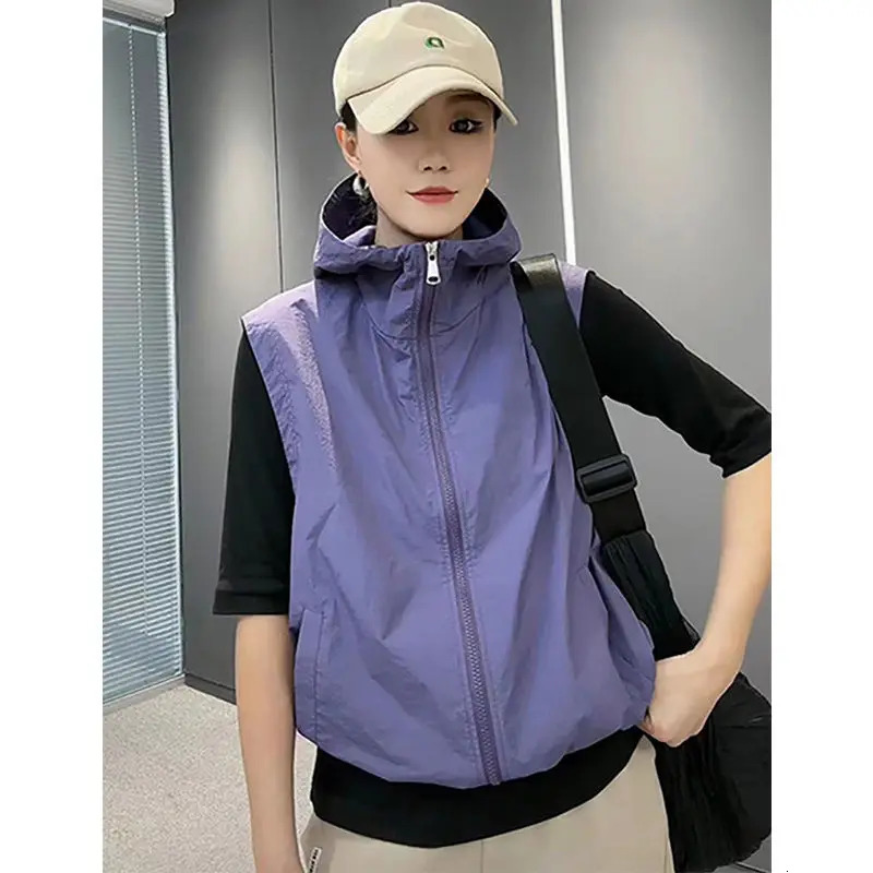 Casual Hooded Black Vest Stylish Loose Sleeveless Zipper Waistcoats Female Korean Fashion Drawstring Pockets Thin Coat 241121