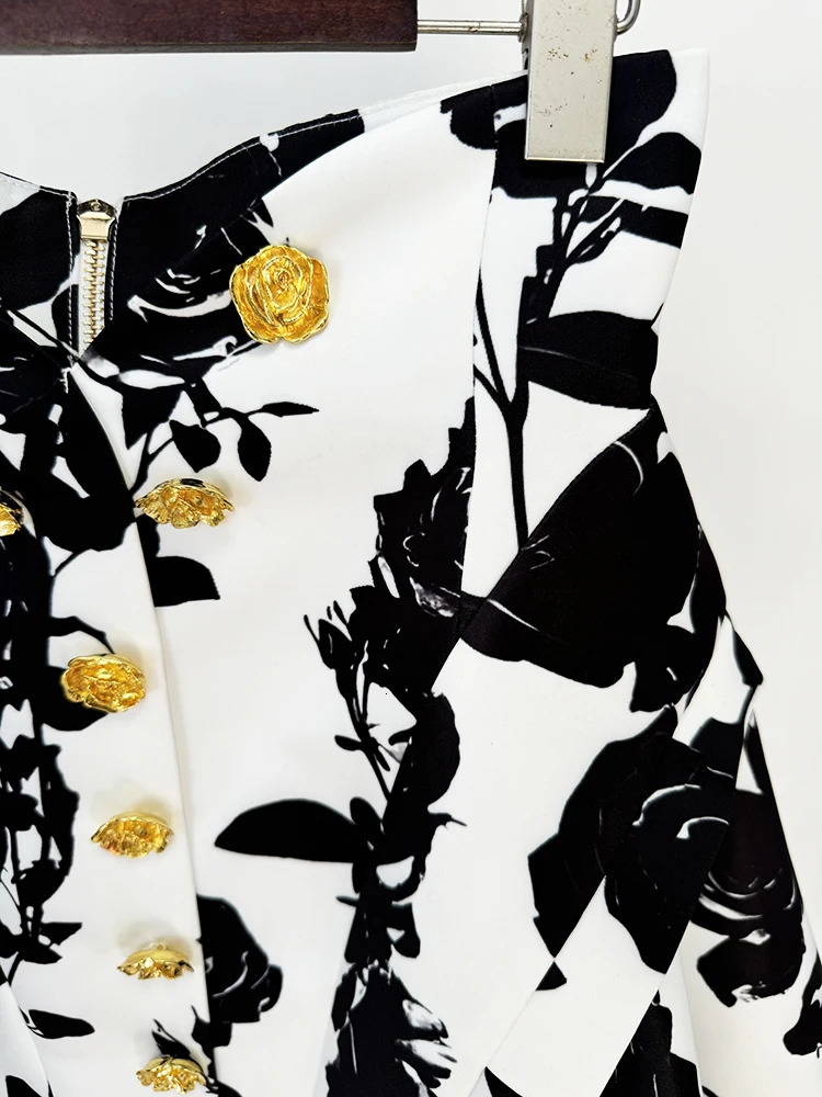 HIGH STREET est 2024 runway er fashion womens metal rose button printed floral mini skirt 241202