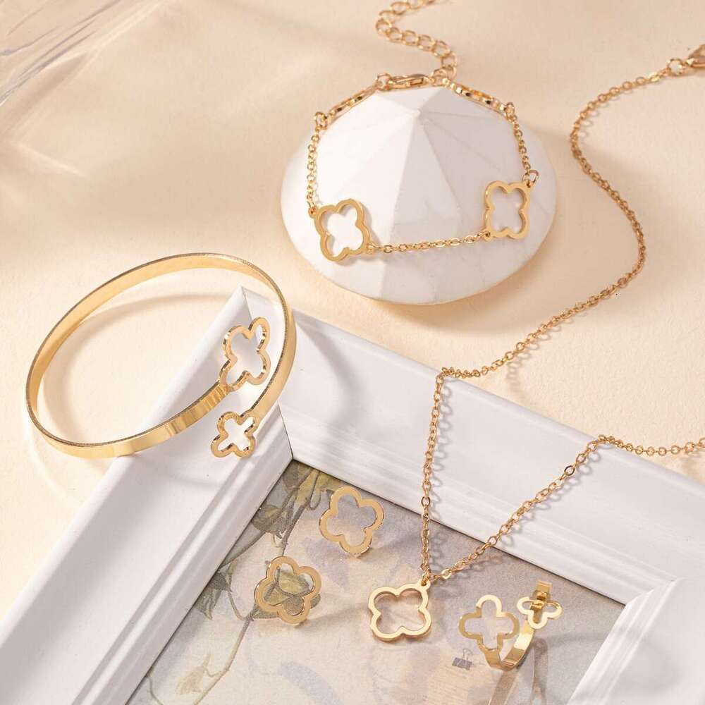 Fashion Lucky Clover Necklace Earrings - Chain Bracelet and Ring Set