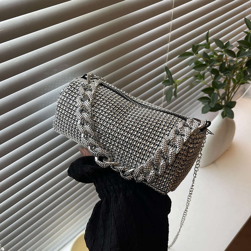 New Female Chain Korean Version Fashion Trend Bright Dia Niche Crossbody Bag Handbag For Women B1