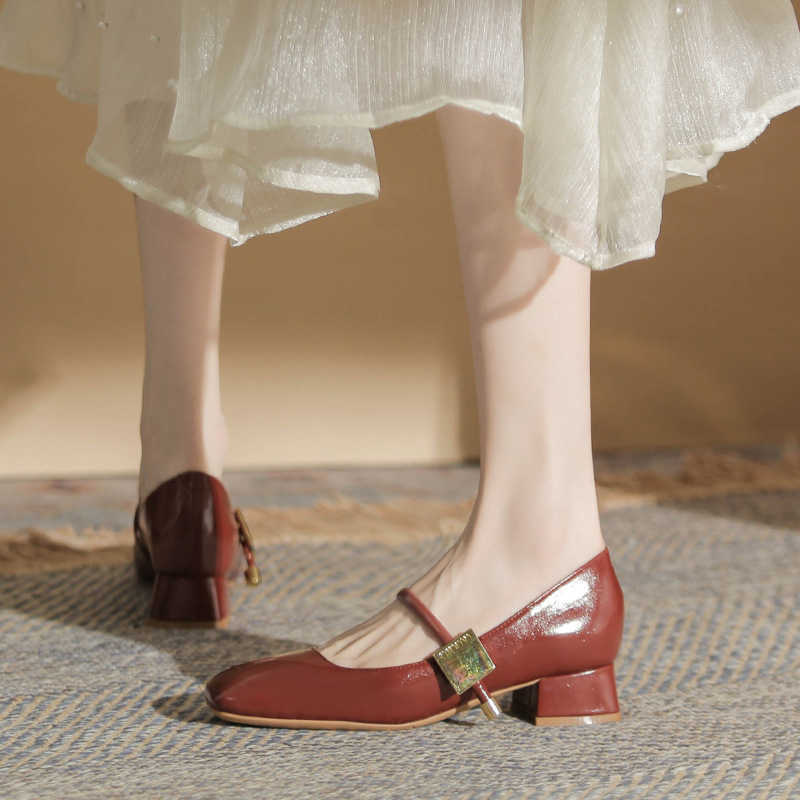 French Mary Jane shoes womens shallow mouth new coarse order shoes single strap versatile sexy womens shoes