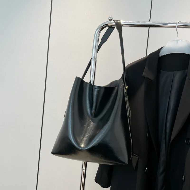 High Capacity Buckle Shoulder Strap PU Shoulder Bag Solid Hasp Casual Tote Handbag 2024 Hot Sale Bags for Women Bolsas Femininas