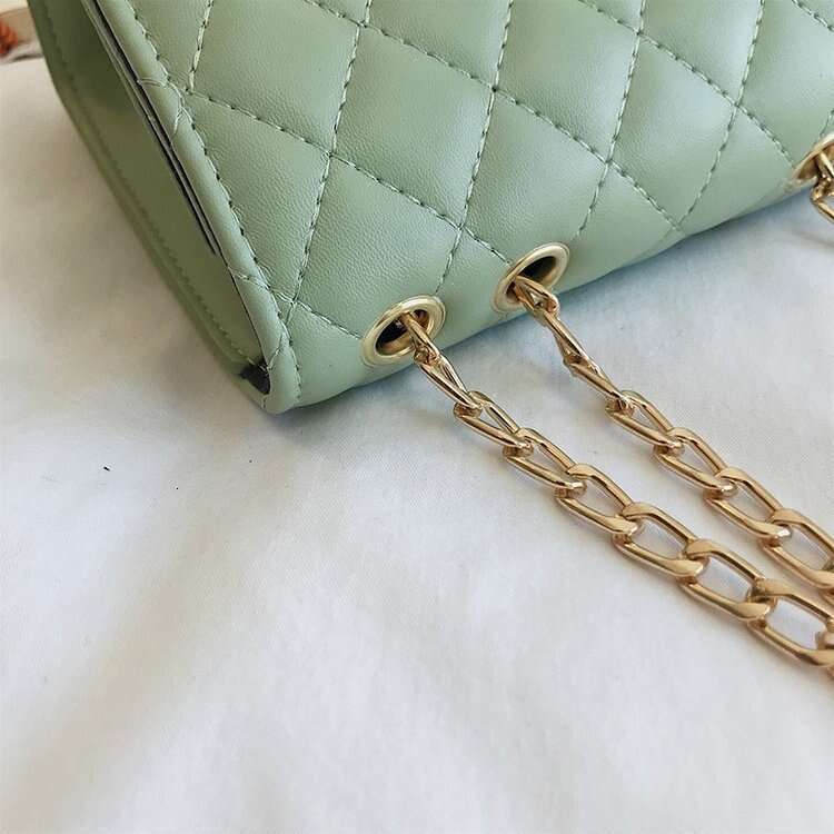 Wholesale New Korean Version Versatile And Stylish Dia Grid Chain Fashionable Y Lock Small Square Bag, Single Shoulder Crossbody Bags B2