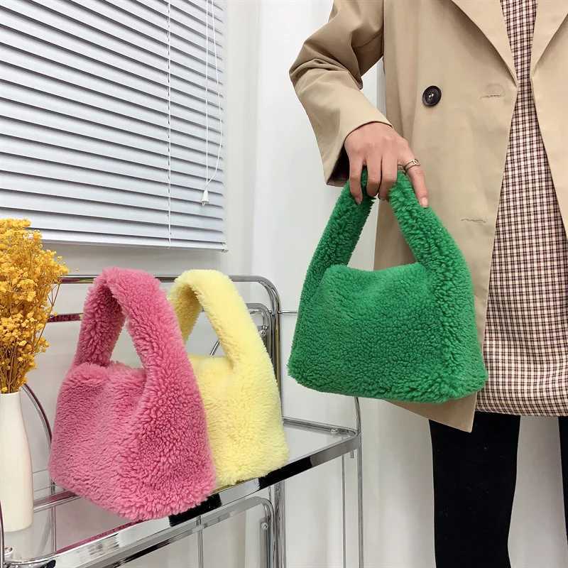 Winter New Lamb Wool Small Bag Fashion Knotted Faux Fur HandBag Women's Furry Short Handle Clutch Soft Plush Warm Bag