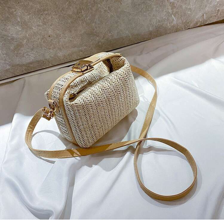 Spring Summer Small Women's New Trendy Korean Version, Versatile Crossbody Bag, Simple And Fresh One Shoulder Straw Woven Handbag B2