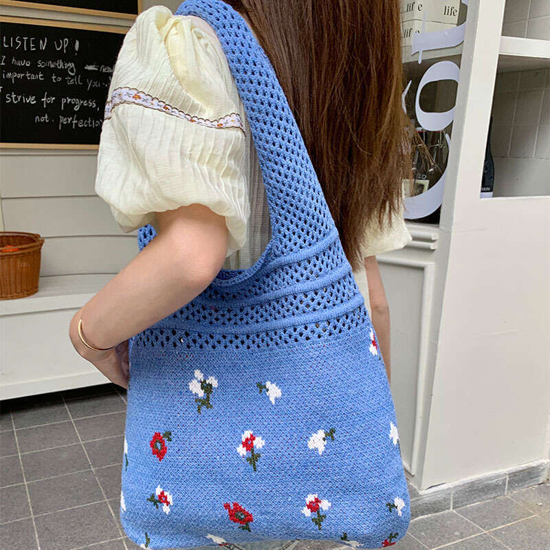 New Retro Knitted Large Capacity Tote Woven Wer Handbag, Yarn Bag, Women's Bag B1