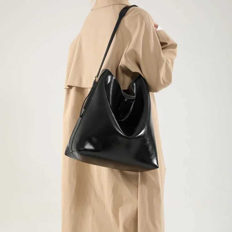 High Capacity Buckle Shoulder Strap PU Shoulder Bag Solid Hasp Casual Tote Handbag 2024 Hot Sale Bags for Women Bolsas Femininas