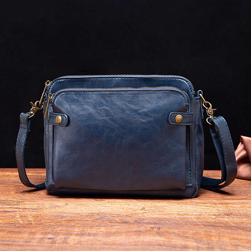 European And American Retro Three-Layer Leather Crossbody Bags B2