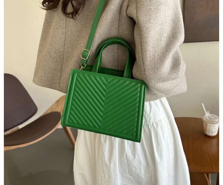 Simple Women Fall New Single Shoulder Casual Simple Fashion Underarm Bag