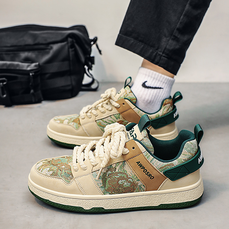 2024 Fashion Print Black Low For Men Women Canvas Sports Shoes Flat Skateboard Sneakers Mens Trainers Atillas Skate