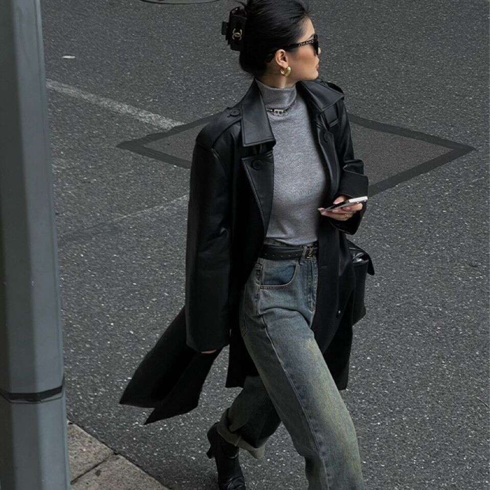 Black brown retro mid knee length PU jacket high-end feel women's spring autumn season, new loose leather windbreaker for 2024, with a unique and