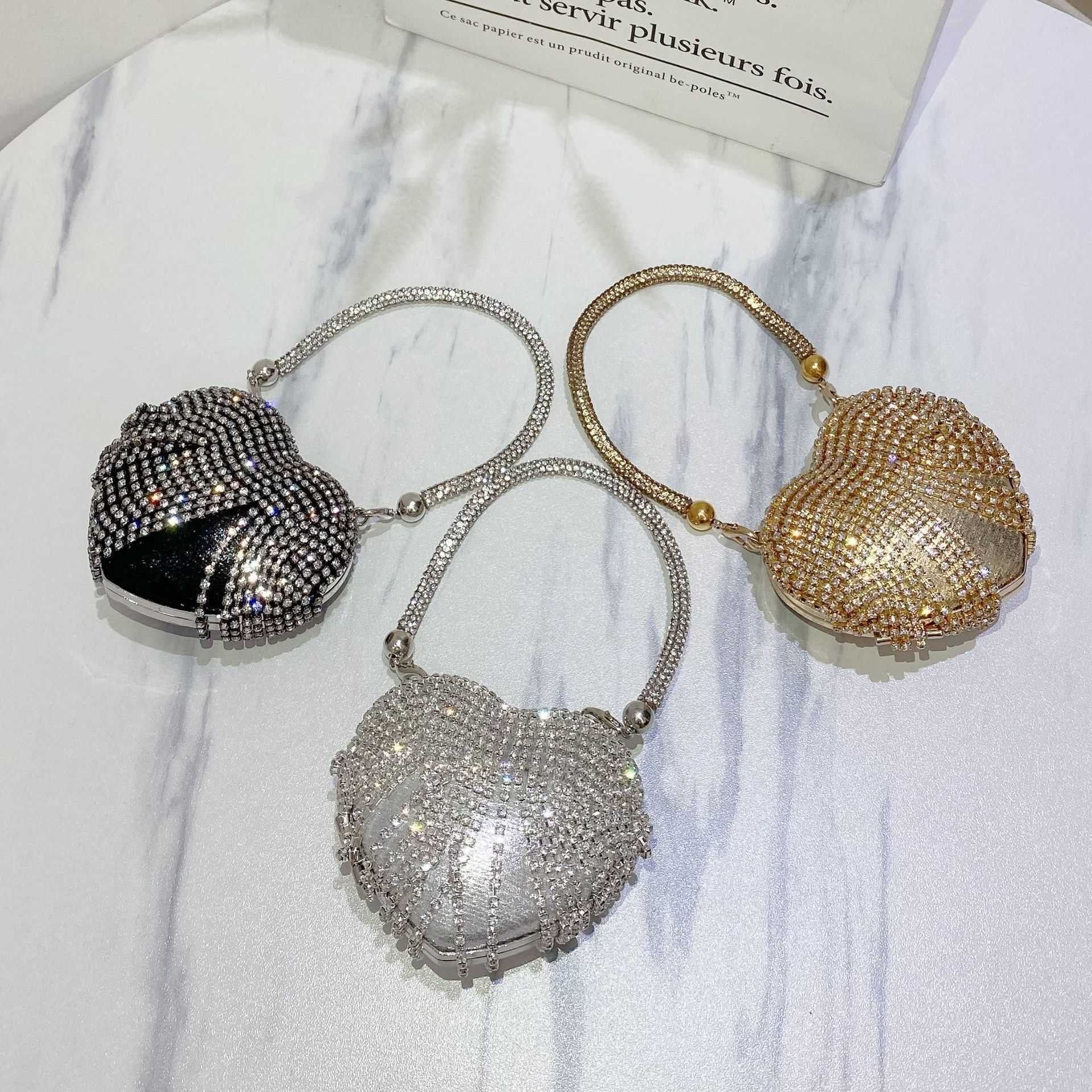 New Popular Mouth Red Envelope Love Bag Premium Mini Bag Diamond studded Fashion Simple Chain Bag 241202