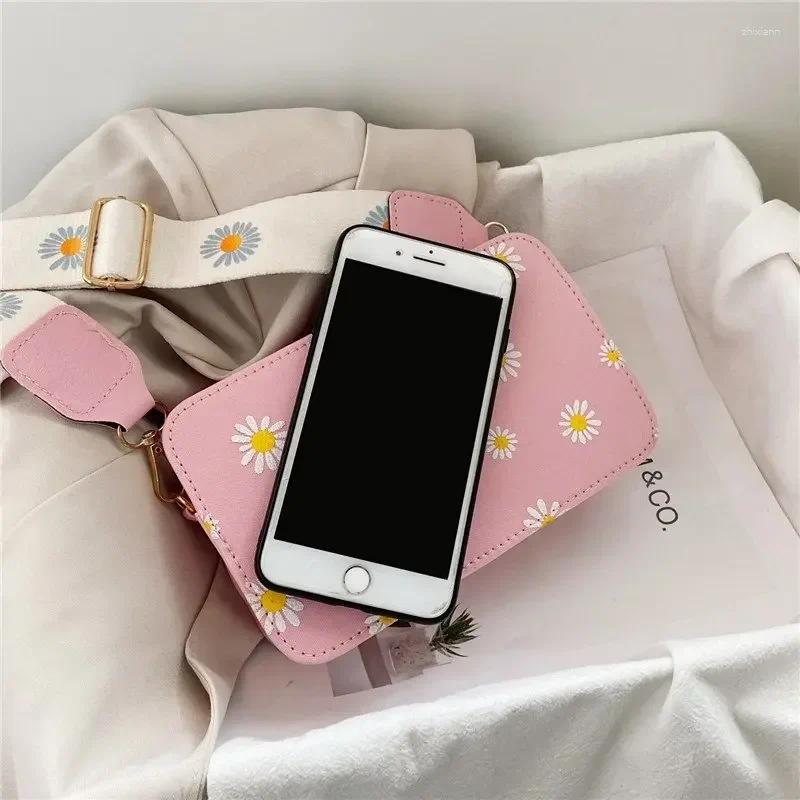 2025 NEW Totes Fashion Women Bag Daisy Pattern Shoulder Handbag Printed Small Square Tote Classic Elegant Crossbody Sac zhanyishengli