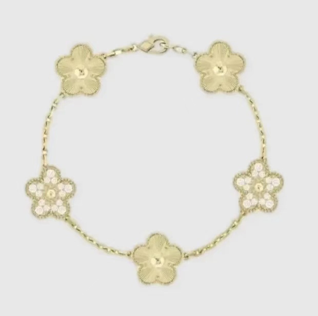 Cute Bracelet for Women 4 Four Leaf Clover Charm Bracelet bijoux de luxe lady moissanite bracelet Designer Classic Bracelet Jewelry Gift Chain