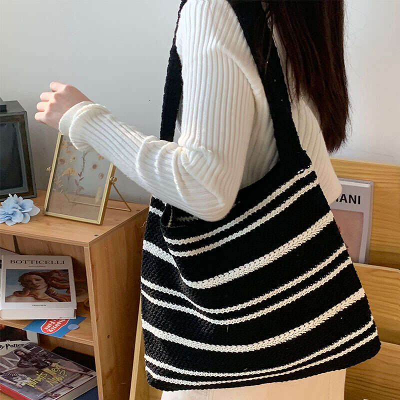 Japanese And Korean Simple Cross-Border Knitted Striped Woven Bag Women's High-End Niche Versatile Yarn Shoulder Bags B2